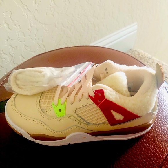 Jordan 4 Retro (PS) - Picture 4 of 7